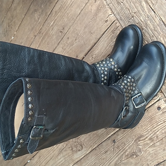 Womens Frye Jenna Studded Tall Distressed Moto Boot Black 6 - Picture 2 of 8